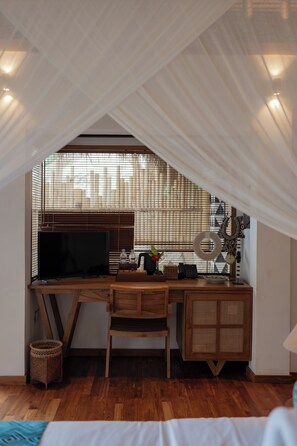 Huvila, yksityinen uima-allas, näköala laaksoon | Sisätilat