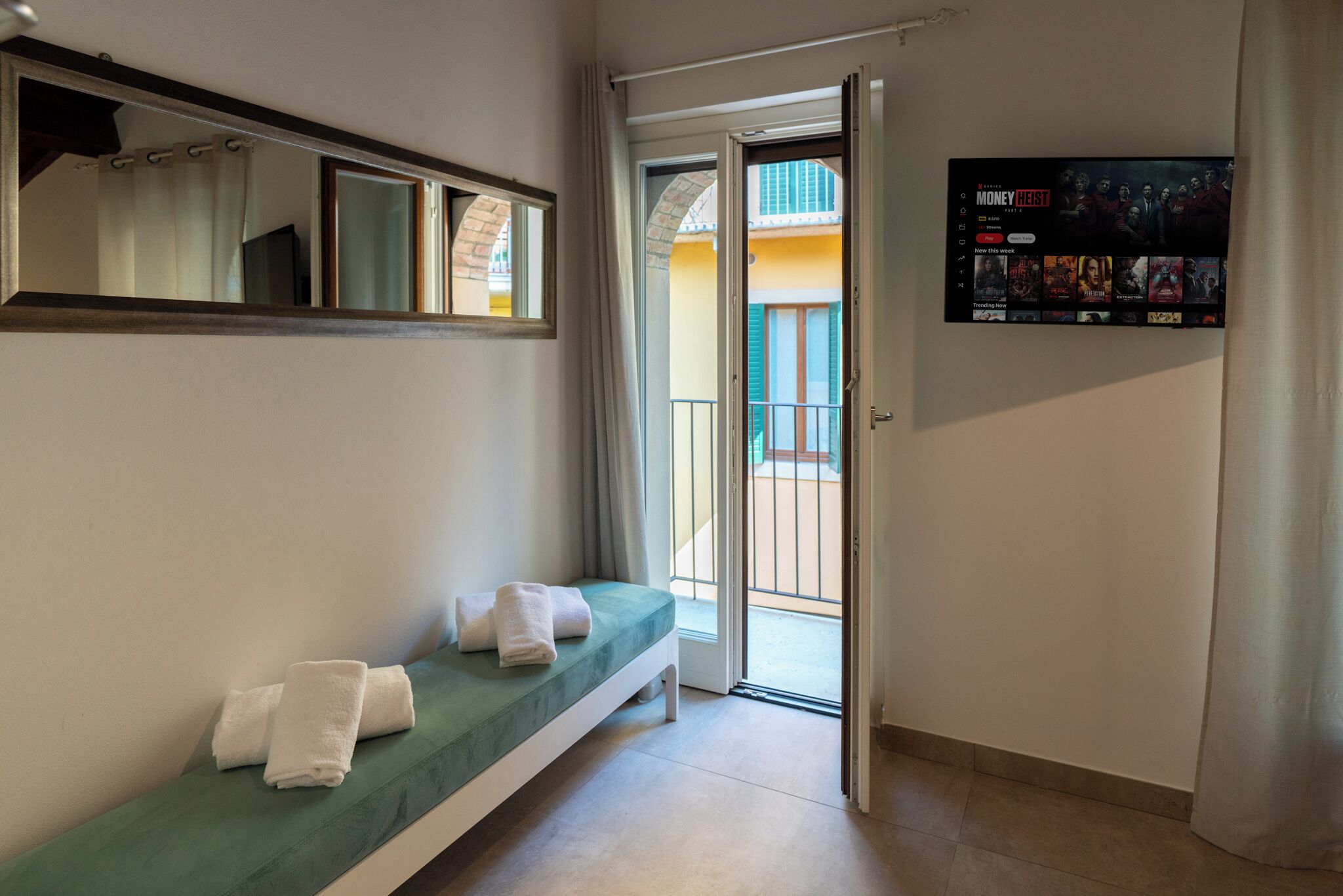 Alloggio su due livelli | Ferro/asse da stiro, Wi-Fi gratuito