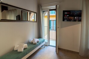 Dúplex | Tabla de planchar con plancha y wifi gratis