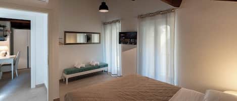 Tabla de planchar con plancha y wifi gratis