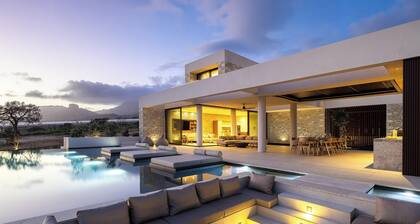 Seanatra Eleni Seaviews w/ Maid Service by etouri