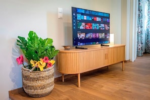 Interior - Vista Tegola - a stylish two-level apartment (Corfu)