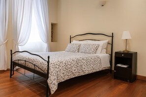 1 bedroom, iron/ironing board, WiFi, bed sheets - Spianada Dimora Corfu (Corfu)