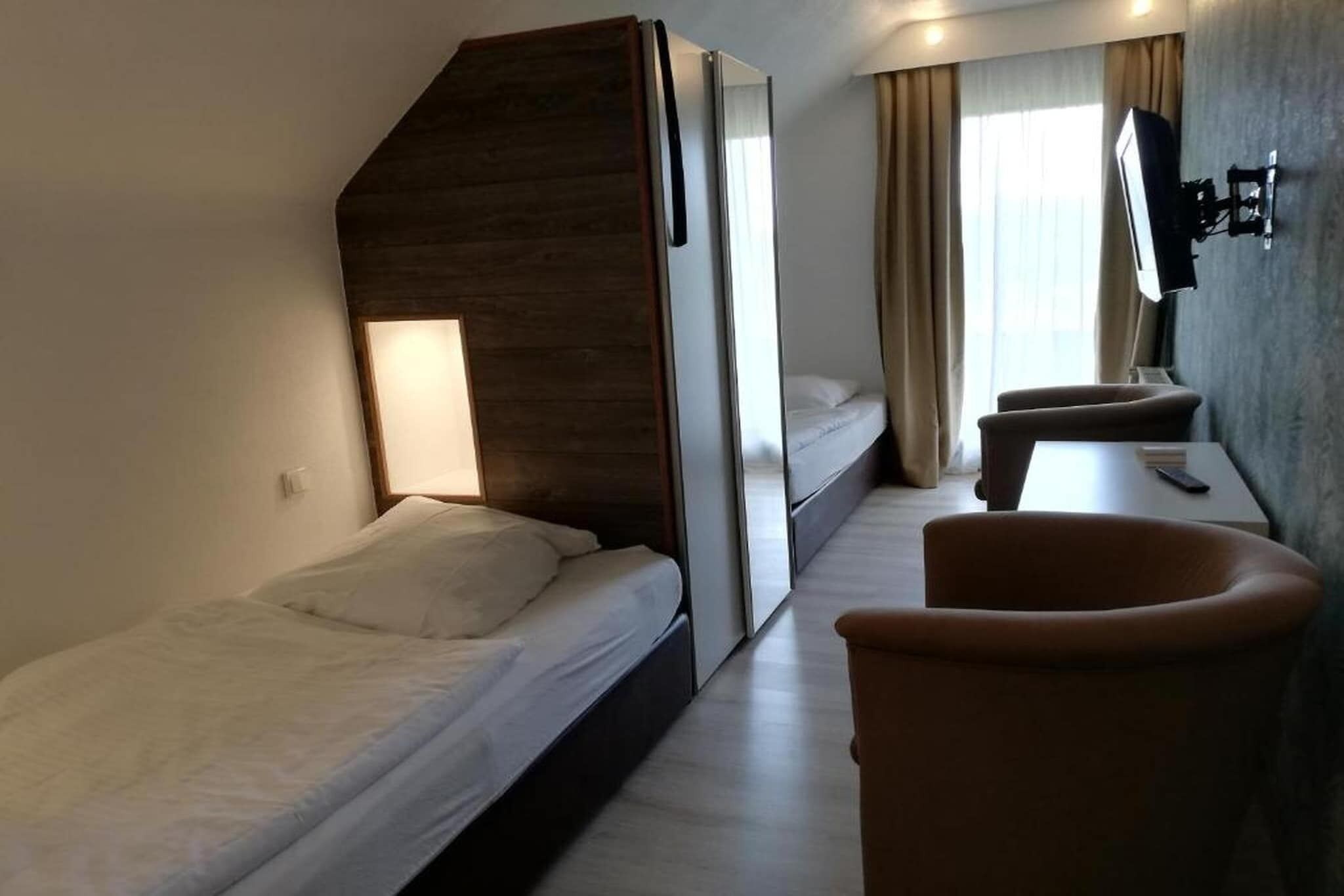 1 bedroom, desk, free WiFi