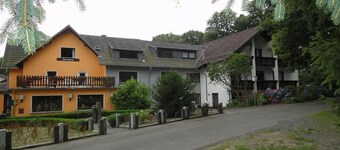 Belvilla Heiderhof Double Room Disability access