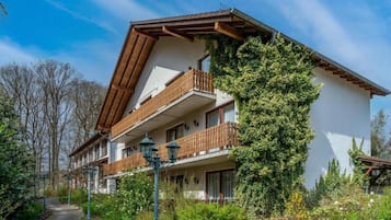 Esterni