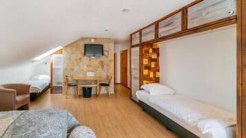 1 makuuhuone, työpöytä, ilmainen Wi-Fi