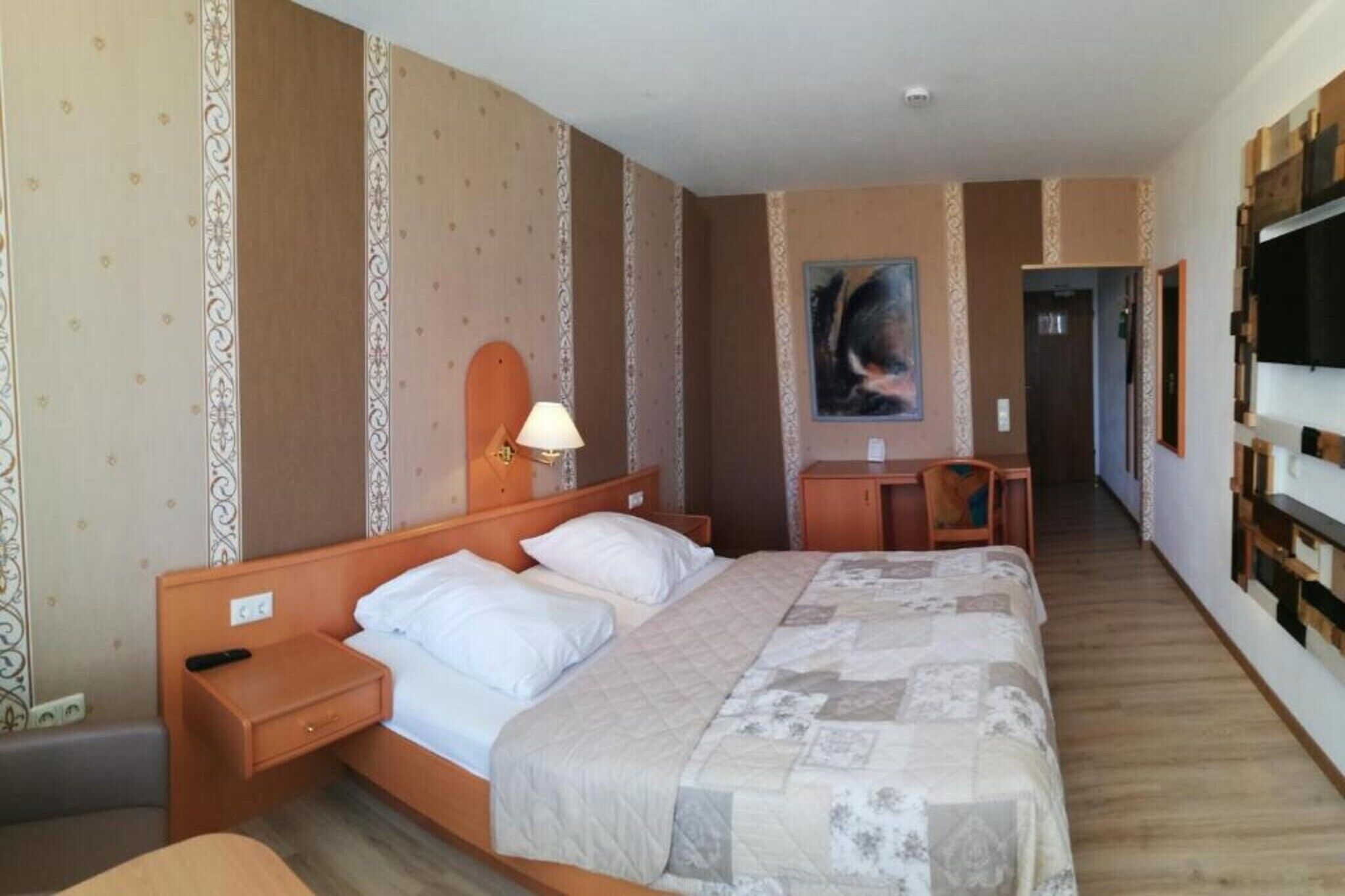 1 bedroom, desk, free WiFi