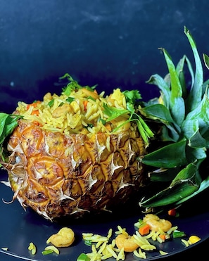 Ảnh chưa phân loại, 2 trong số 32 ảnh, nút