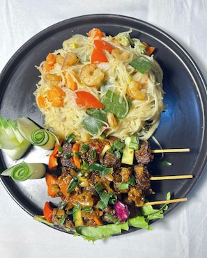 Ảnh chưa phân loại, 3 trong số 32 ảnh, nút