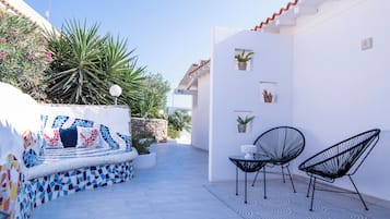 Comfort Triple Room | Terrace/patio