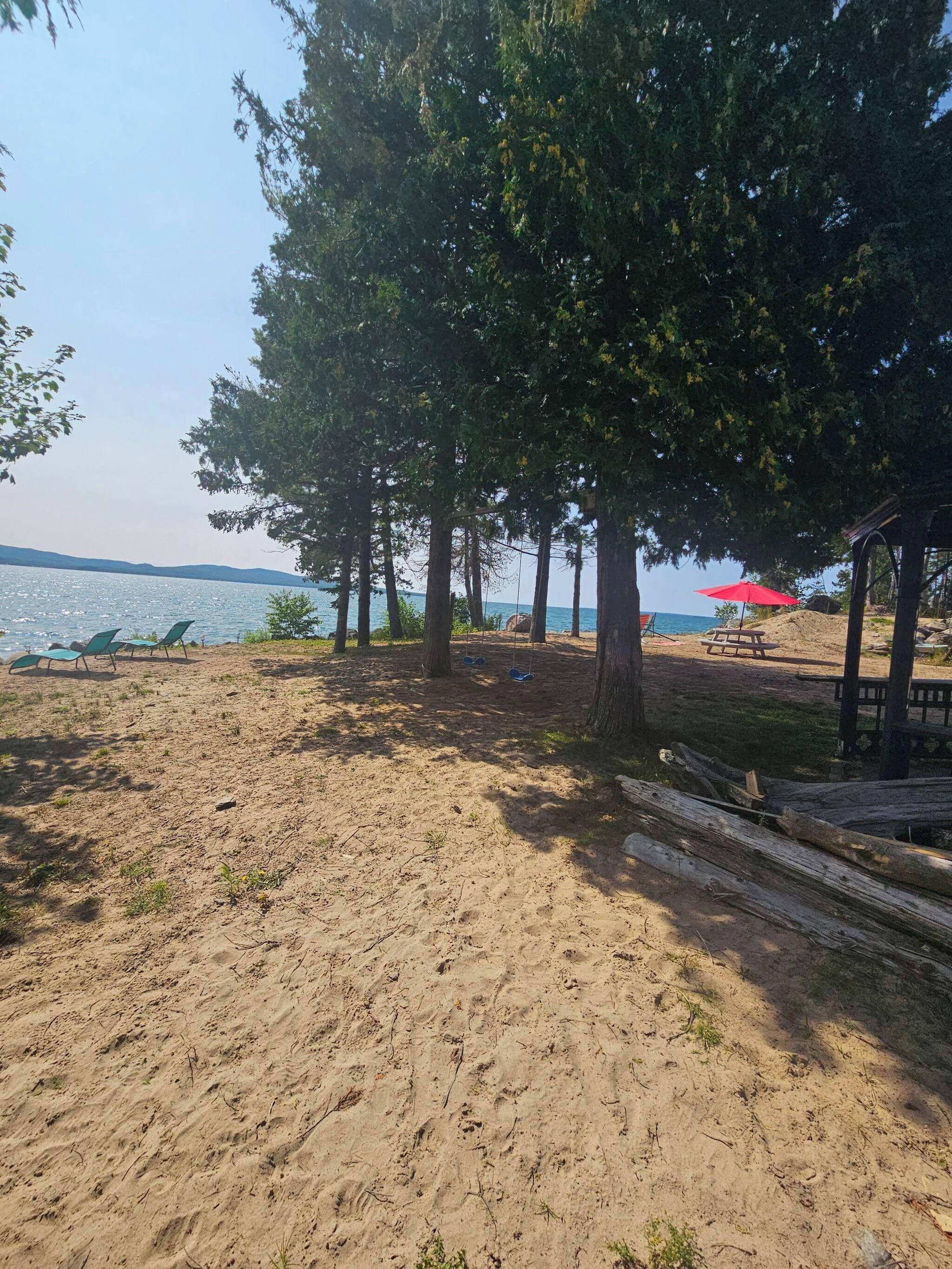 كابينة - غرفتا نوم - للمدخنين - بشرفة | شاطئ