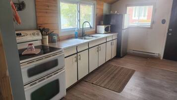 ุงูู
ูุดุฃุฉ ู
ู ุงูุฏุงุฎู