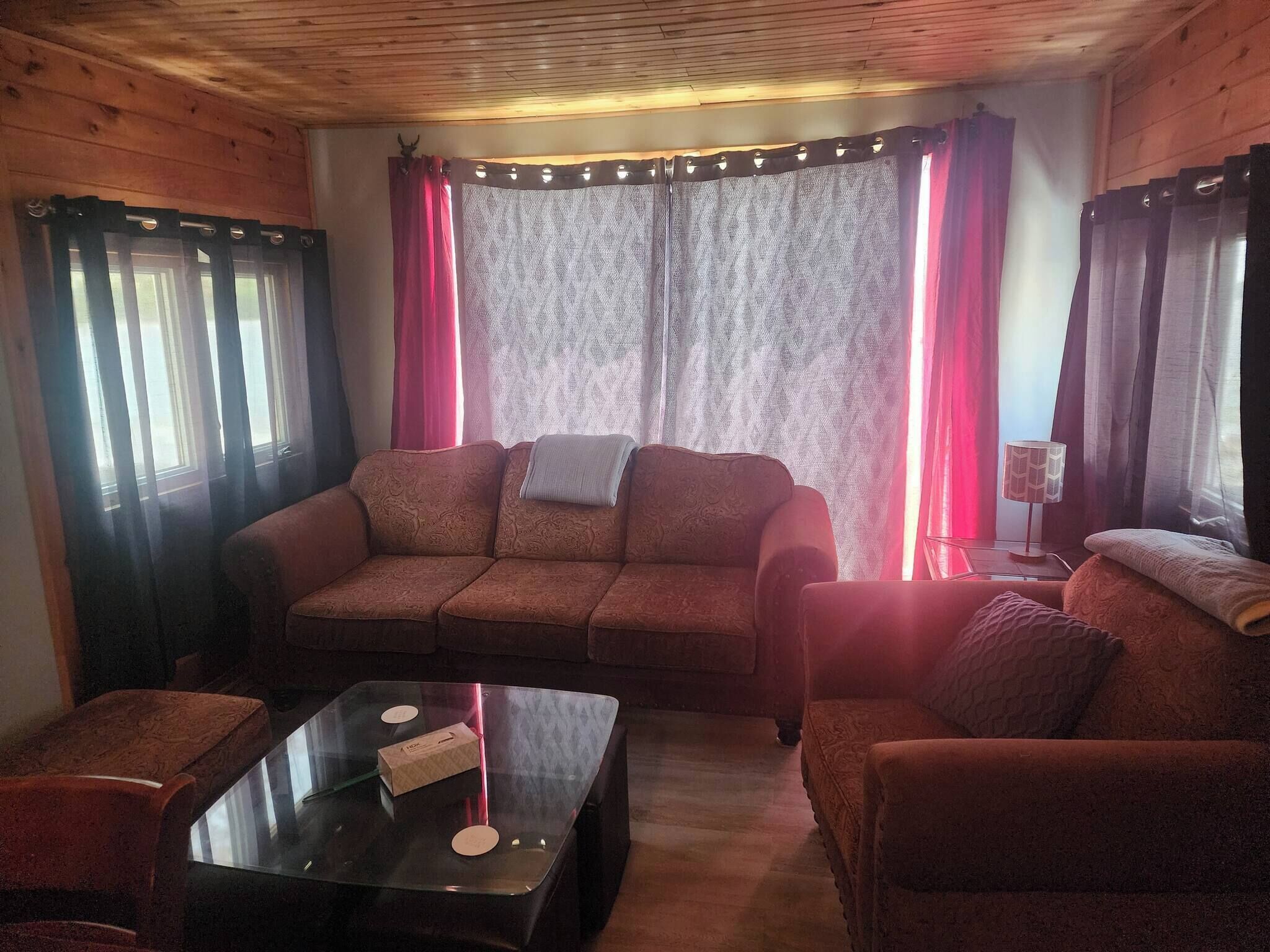 Cabana, 2 quartos, para fumantes, sacada | Sala de estar | Livros