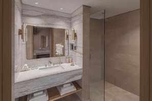 Superior Room | Bathroom | Shower, rainfall showerhead, free toiletries, hair dryer - Tivoli LA VIE Muscat Hotel & Residences (Muscat)