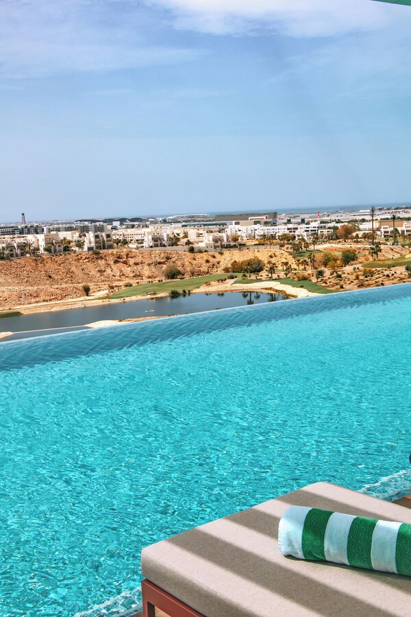 Tivoli La Vie Muscat Hotel & Residences - Muscat