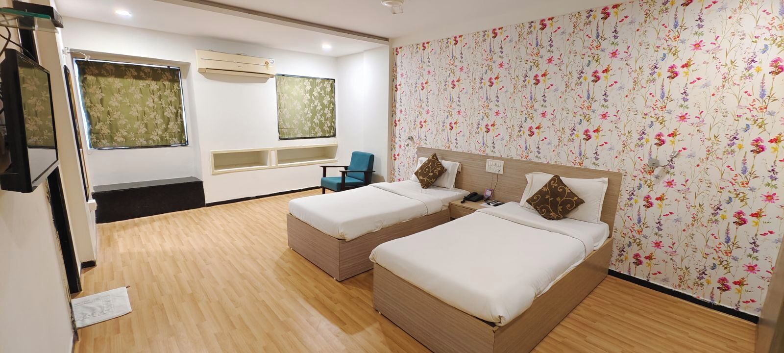 Chambre Supérieure Double ou avec lits jumeaux