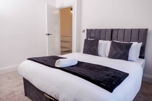 House, 3 Bedrooms | 4 bedrooms - The Langdale - Where Comfort Meets Convenience (Sale)