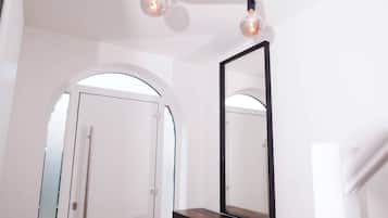 House, 3 Bedrooms | Interior