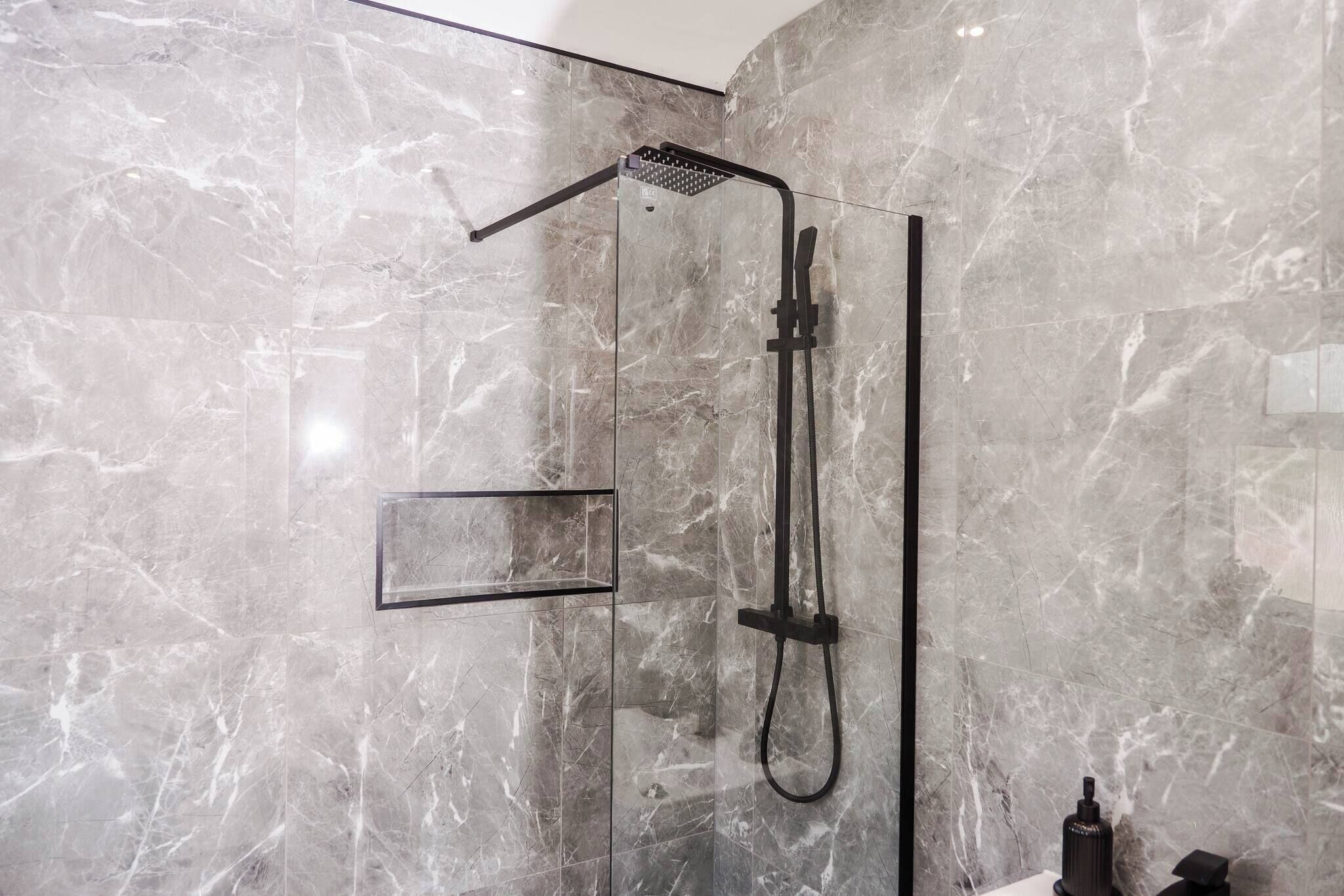 House, 3 Bedrooms | Bathroom