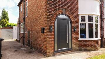 House, 3 Bedrooms | Exterior