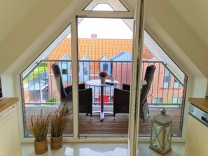 Interior - Cosy apartment with balcony in a beautiful location, close to the town center (Krummhörn)