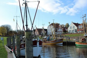Marina - Cosy apartment with balcony in a beautiful location, close to the town center (Krummhörn)