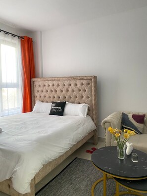 Iron/ironing board, free WiFi - Enkang View Palace Apartments (Nairobi)