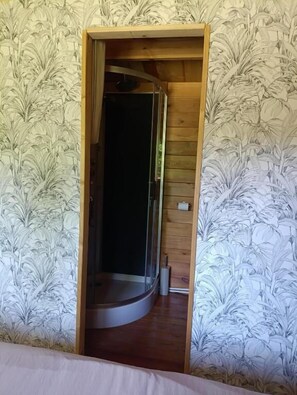 Comfort chalet, huisdieren toegestaan, uitzicht op meer | Badkamer