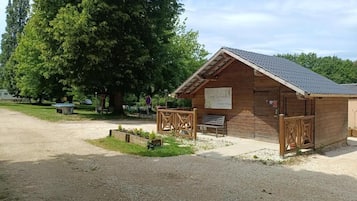 Comfort-Chalet, Haustiere gestattet, Seeblick | Aussenbereich