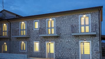 Room, Balcony | Exterior