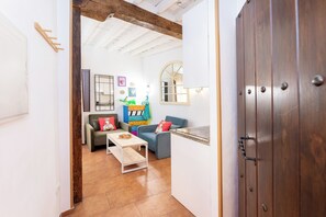 Interior - Aurora (1st Left) (Granada)