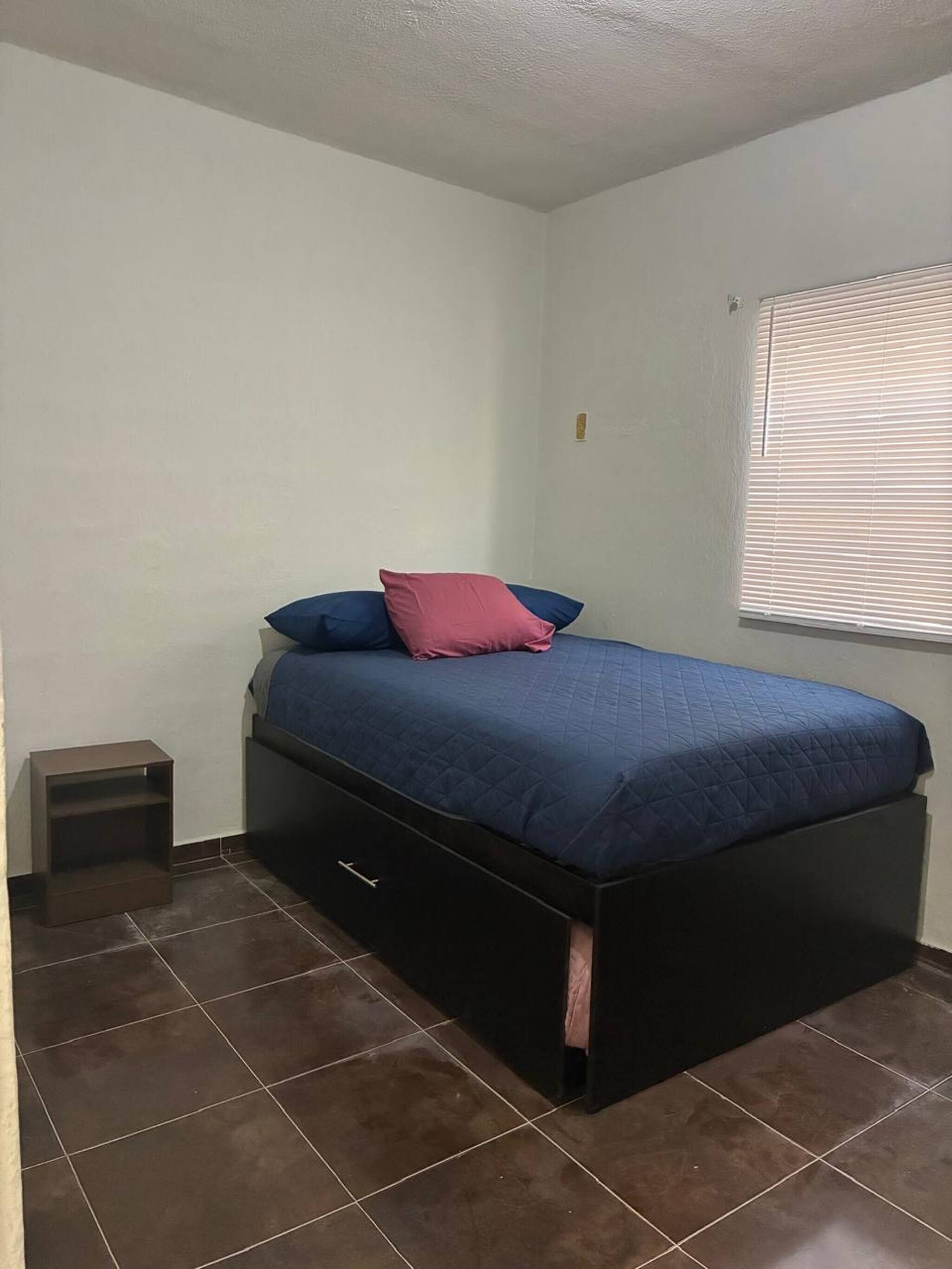 2 bedrooms, Internet