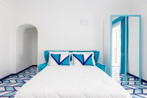 1 bedroom, iron/ironing board, WiFi, bed sheets - Aurora Sea with terrace and jacuzzi (Positano)