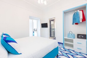 1 bedroom, iron/ironing board, WiFi, bed sheets - Aurora Sky with Terrace and Jacuzzi (Positano)
