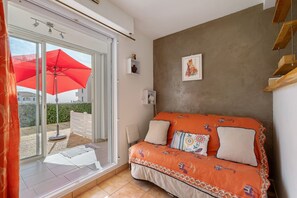 Botón de imagen sin clasificar, 2 de 24