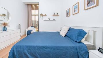 3 chambres, fer et planche à repasser, Wi-Fi gratuit, draps fournis