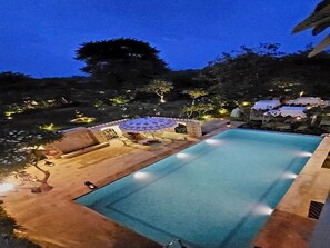 7 piscinas al aire libre