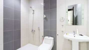 Standard Double Room, Kitchen | Bathroom