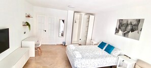 Standaard tweepersoonskamer, uitzicht op stad