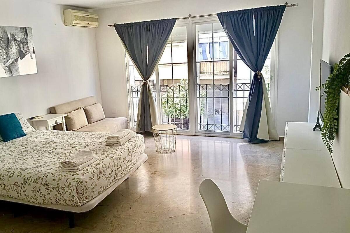 Standaard tweepersoonskamer, uitzicht op stad