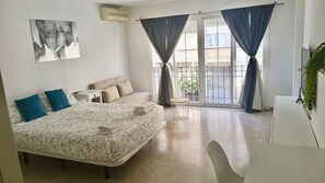 Standaard tweepersoonskamer, uitzicht op stad