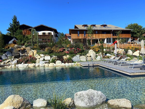 Unclassified image, 1 of 18, button - Vrbo Property (Natz)