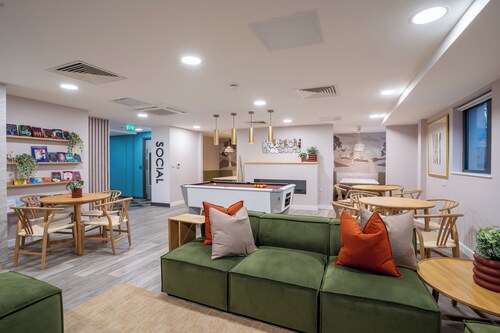 Student Only Sycamore House