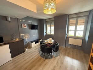 รูปภาพที่ไม่ได้จัดประเภท, 2 จาก 20, ปุ่ม