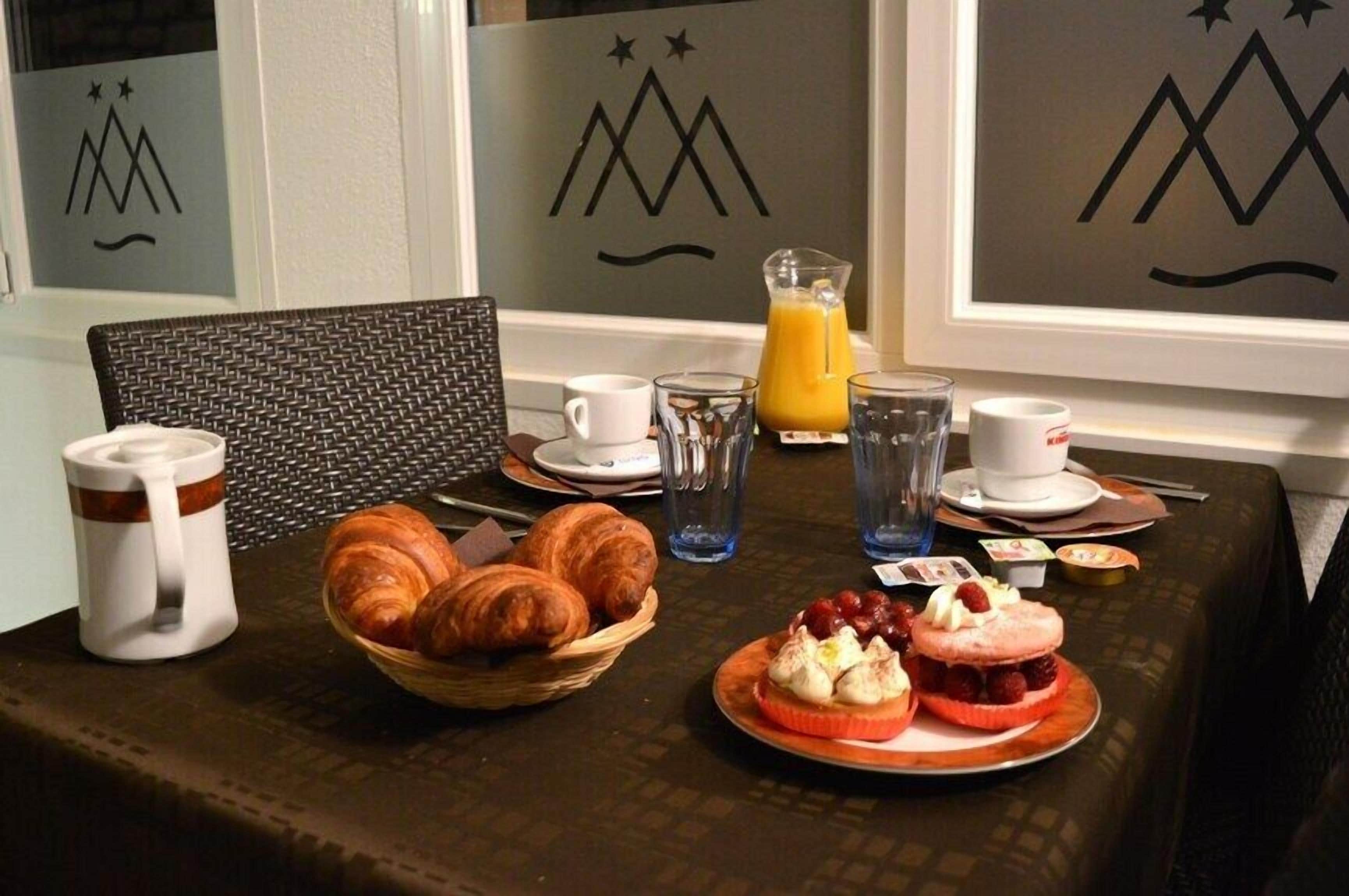 Petit déjeuner buffet compris tous les jours