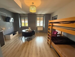 รูปภาพที่ไม่ได้จัดประเภท, 4 จาก 20, ปุ่ม