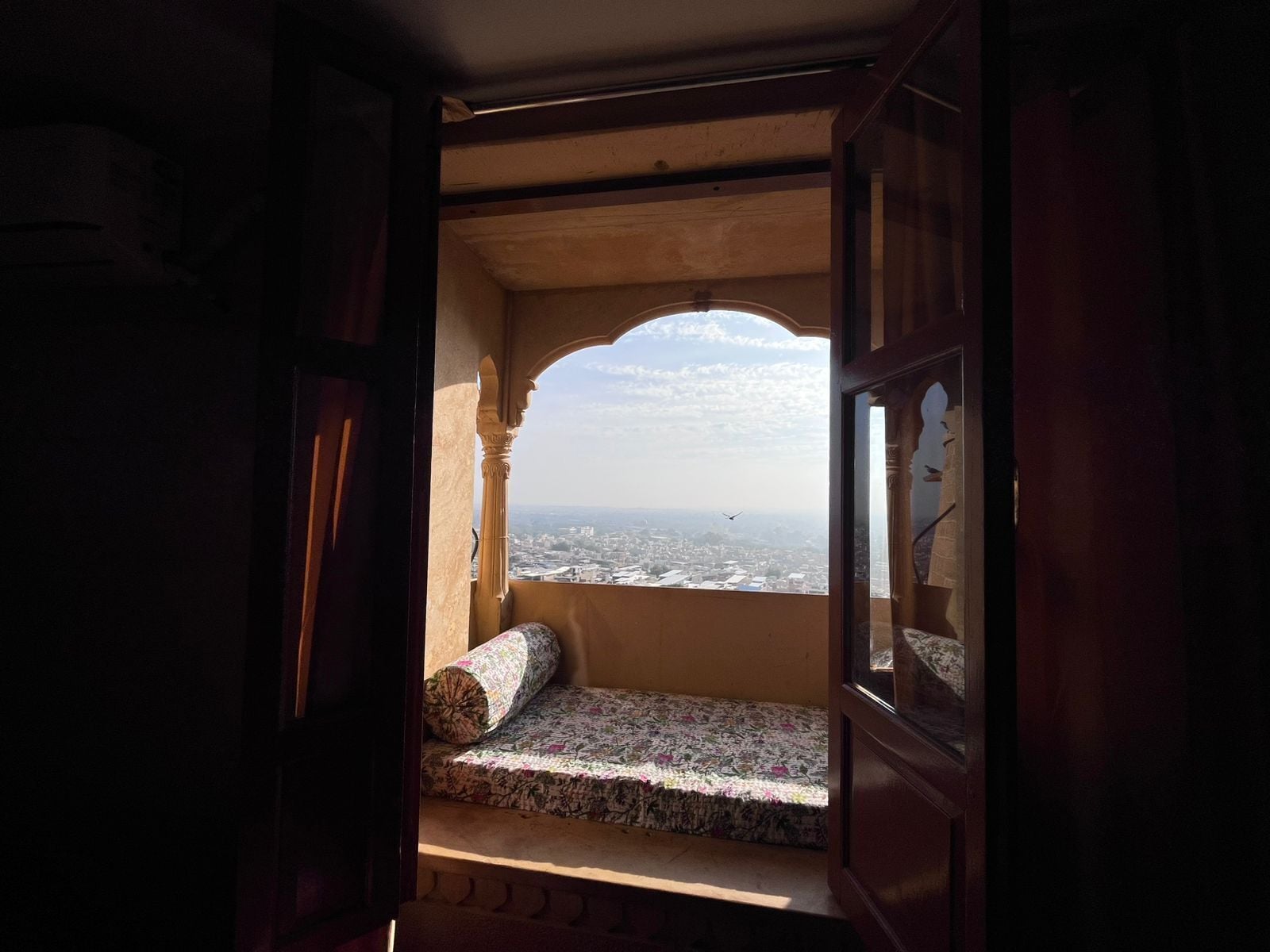 Comfort Room | Egyptian cotton sheets, premium bedding, free WiFi, bed sheets