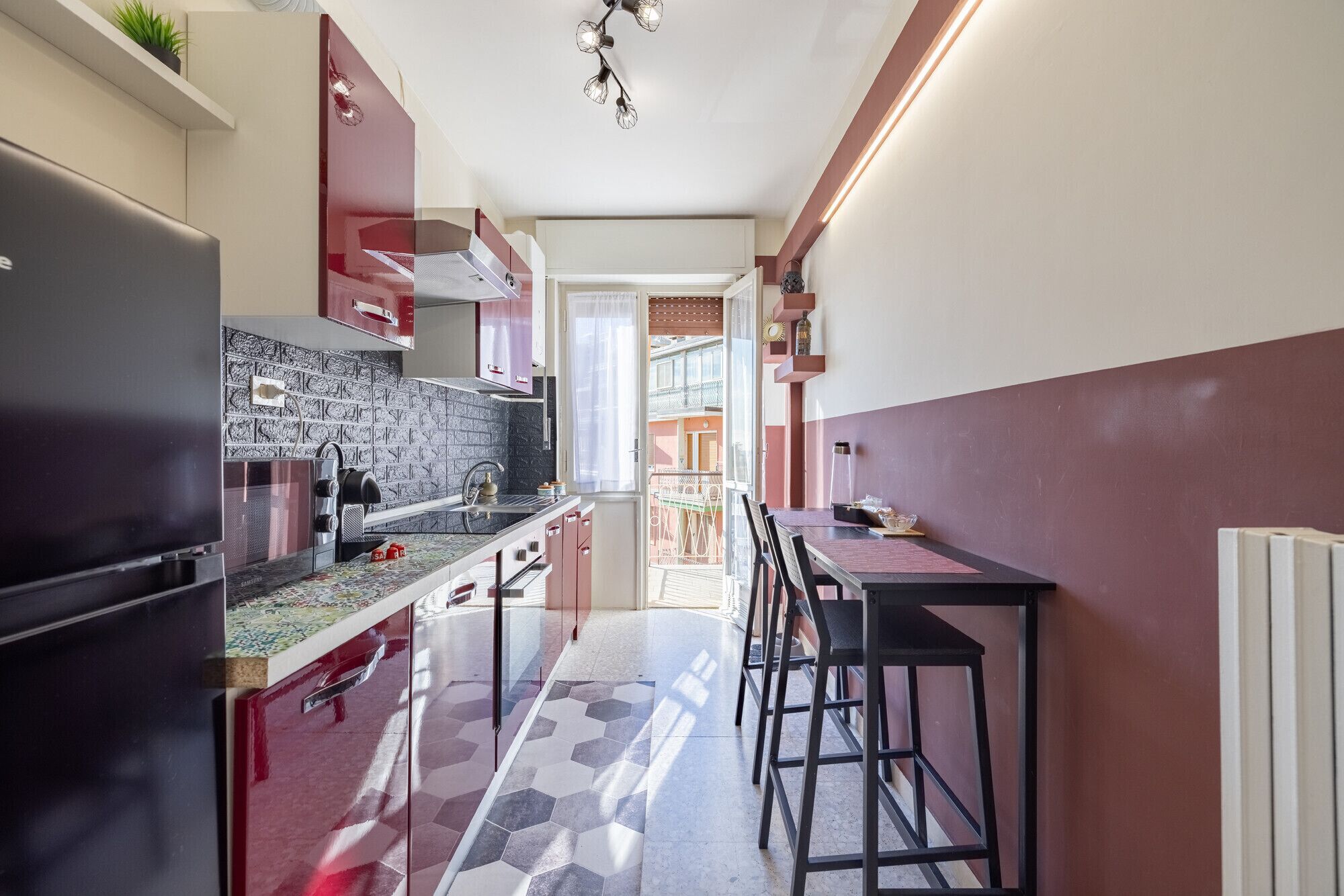 Frigorifero, microonde, forno, lavastoviglie