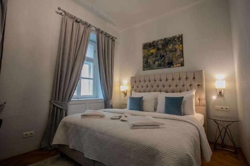 Apartment, Garden View | Blackout drapes, iron/ironing board, free WiFi, bed sheets